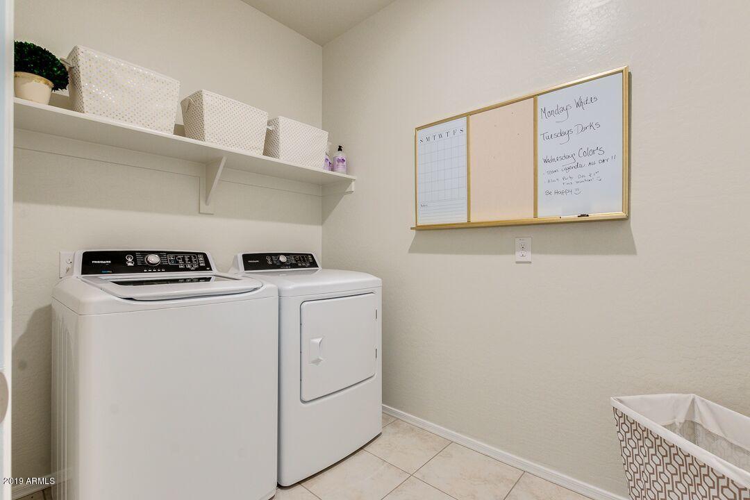25579 West Coles Road Buckeye, AZ 85326 - Photo 24 of 35 laundry