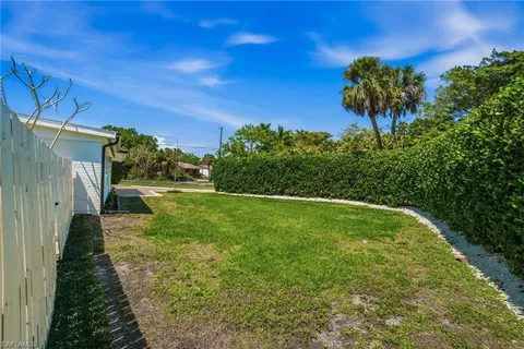 $449,000 | 2300 Estey Avenue, Naples, FL 34104