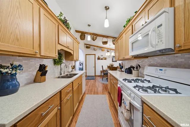 $349,900 | 12656 Schleder Road, Pekin, IL 61554