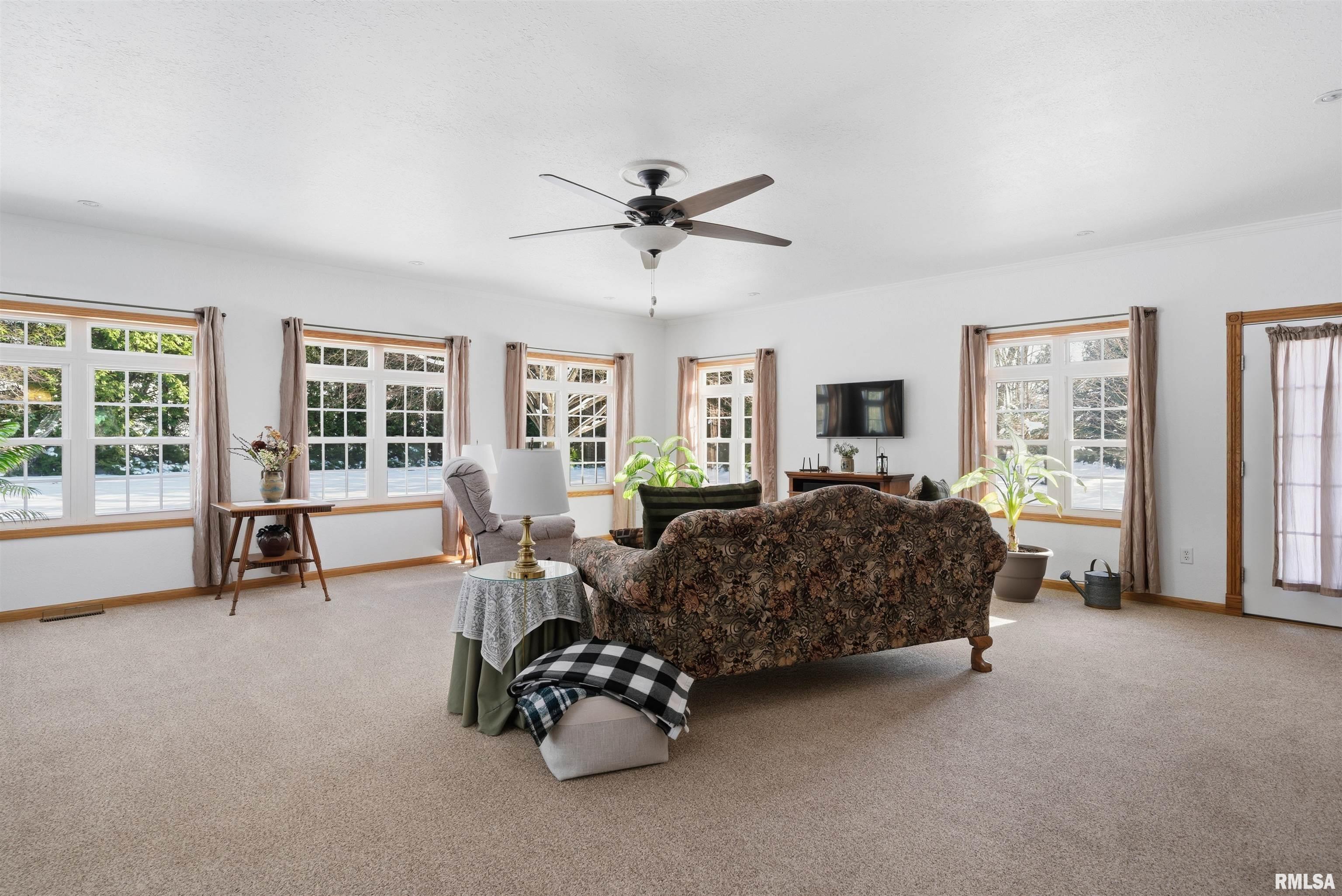 12656 Schleder Road Pekin, IL 61554 - Photo 24 of 52