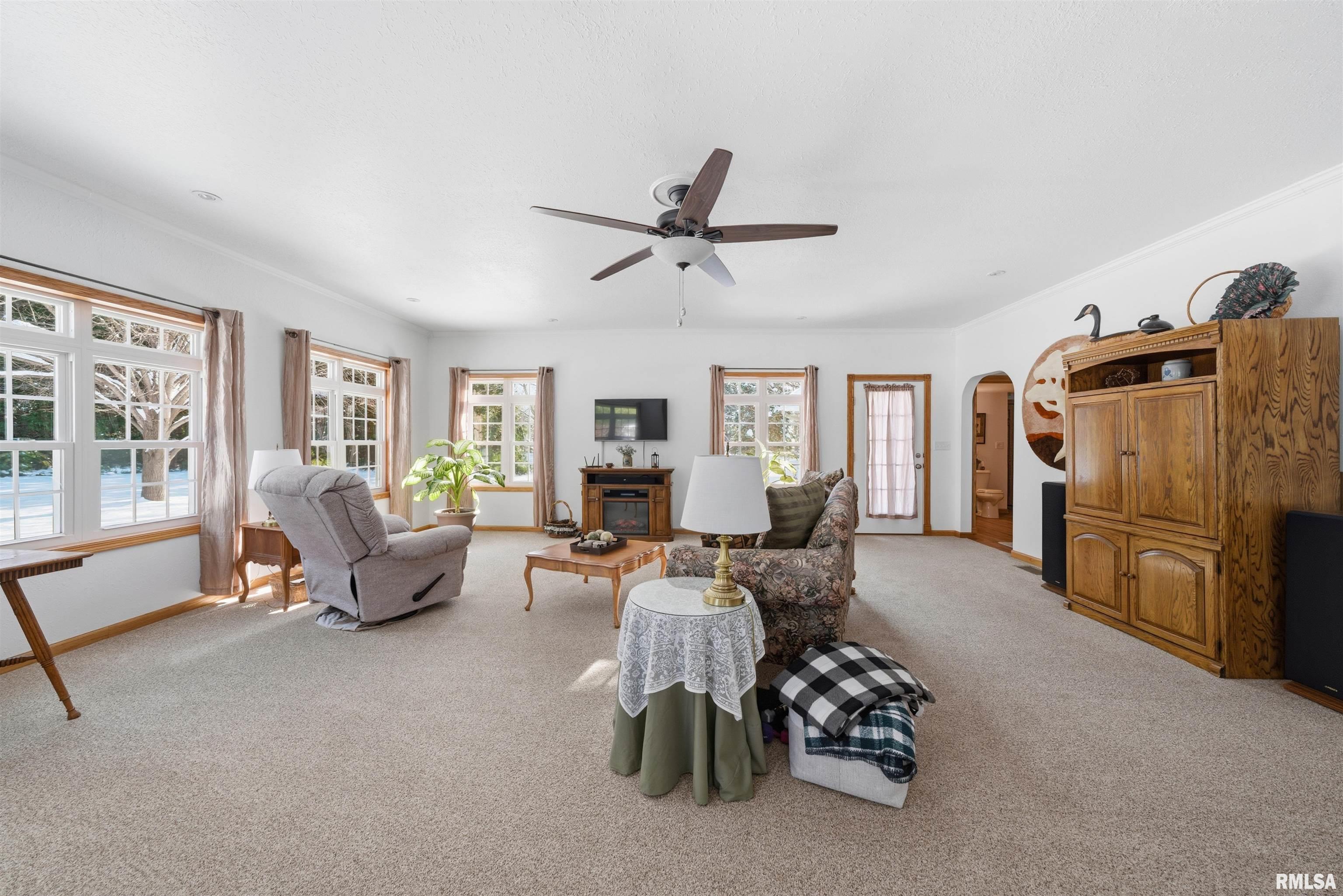 12656 Schleder Road Pekin, IL 61554 - Photo 25 of 52