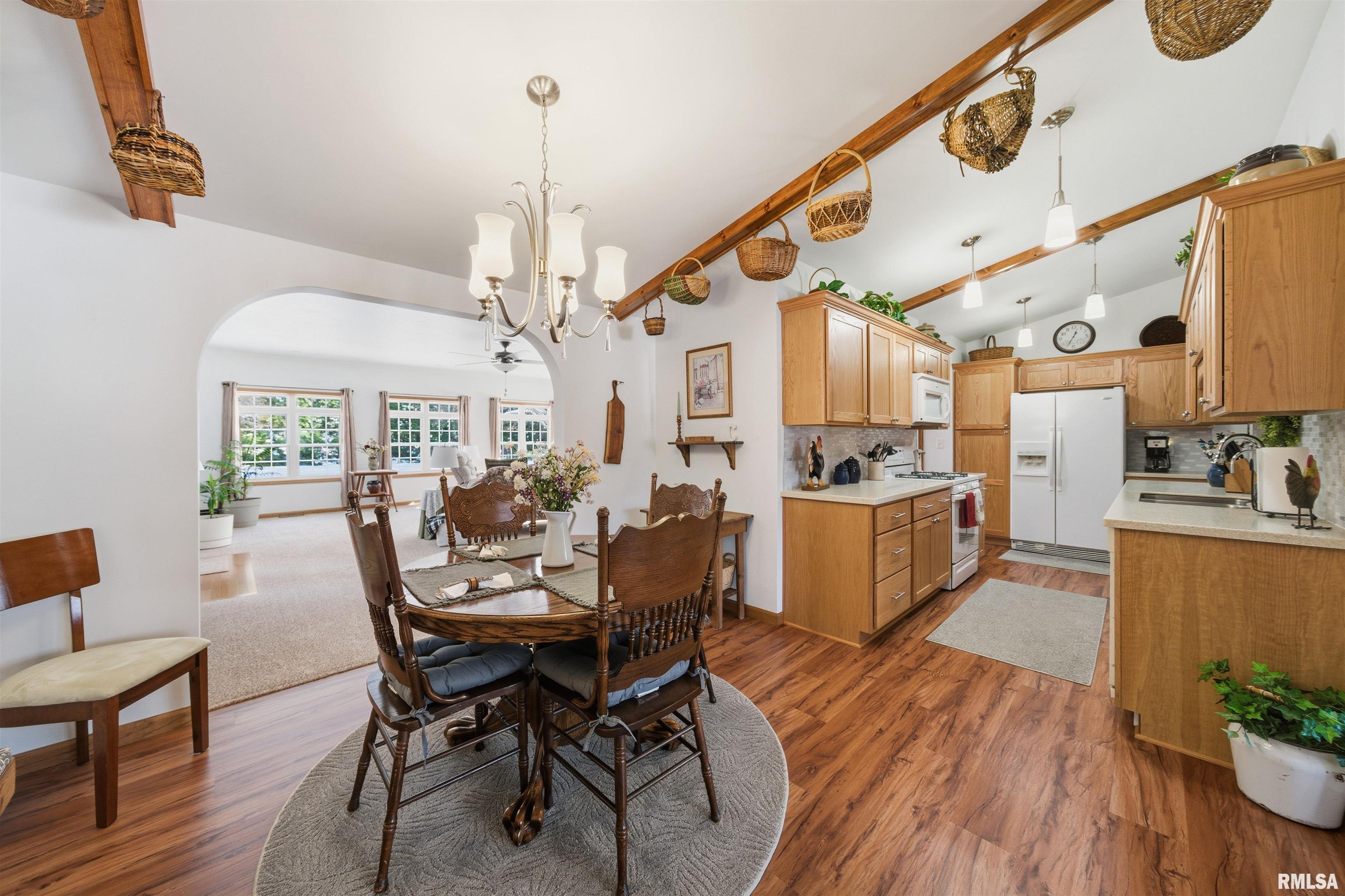 12656 Schleder Road Pekin, IL 61554 - Photo 8 of 52