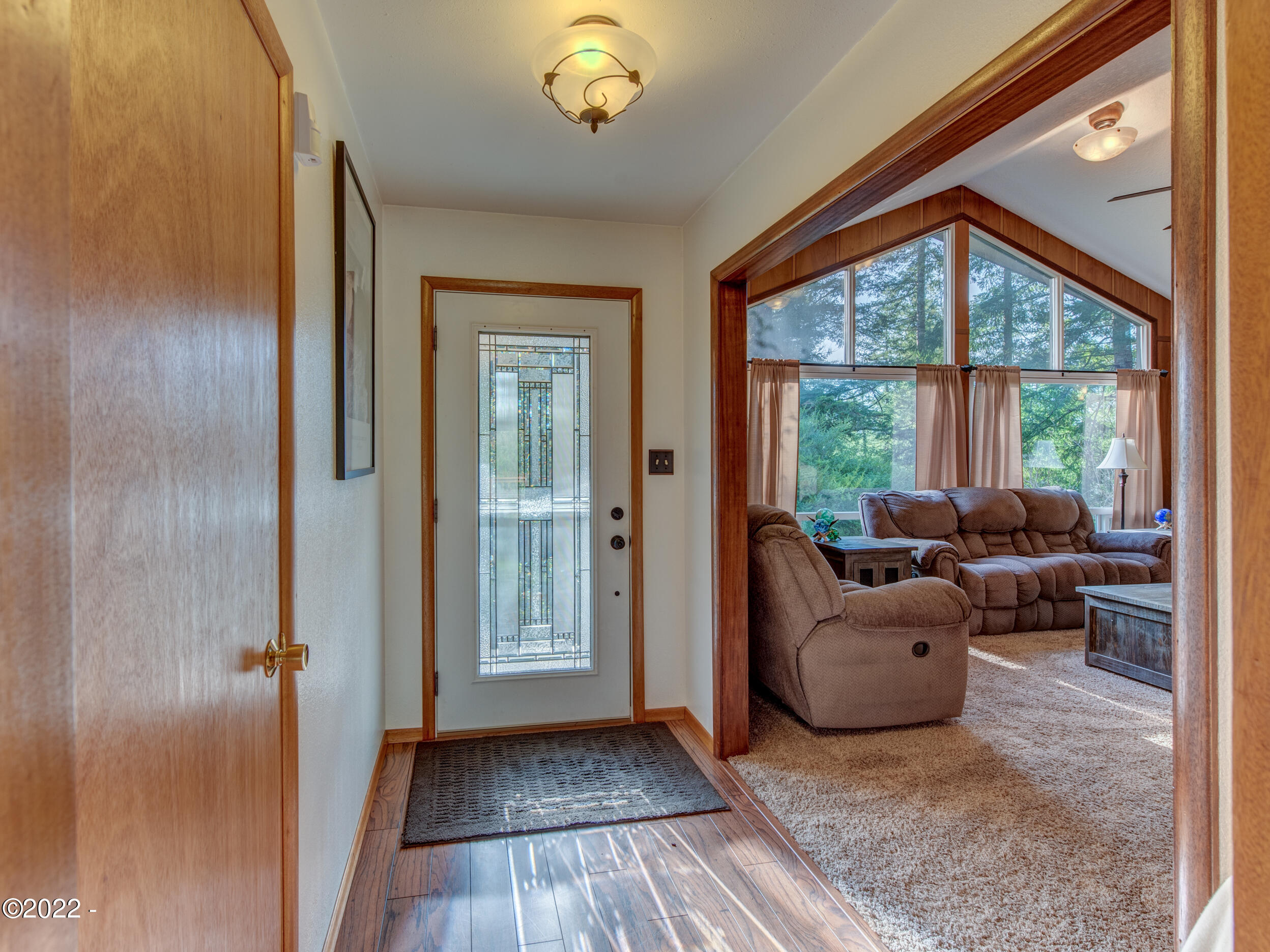 489 South Bay Road Toledo, OR 97391 - Photo 8 of 31 8