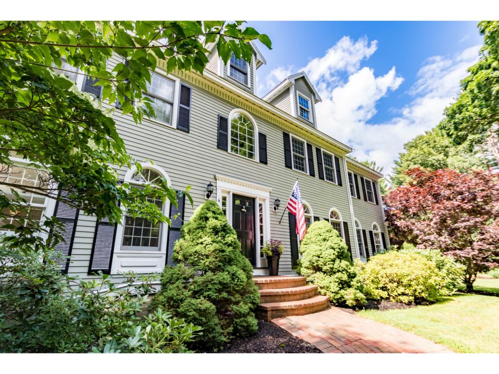 4 Rockrimmon Road North Hampton, NH 03862 - Photo 2 of 36