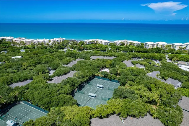 $8,000 | 1195 Winding Oaks Circle East, Unit 307, Vero Beach, FL 32963