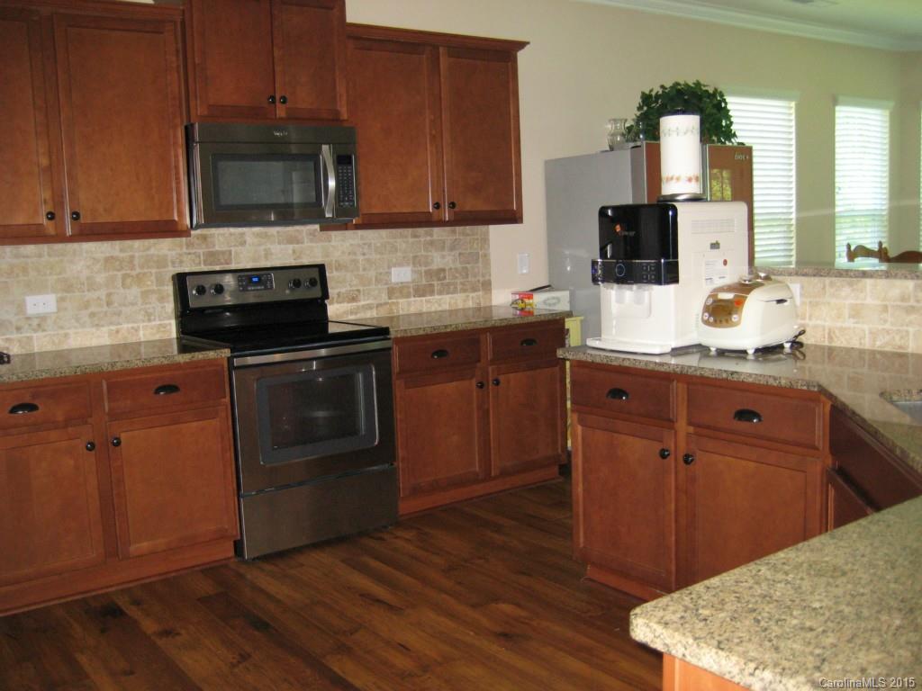 10033 Community House Road, Unit 6 Charlotte, NC 28277 - Photo 8 of 20 Gallery Image 8