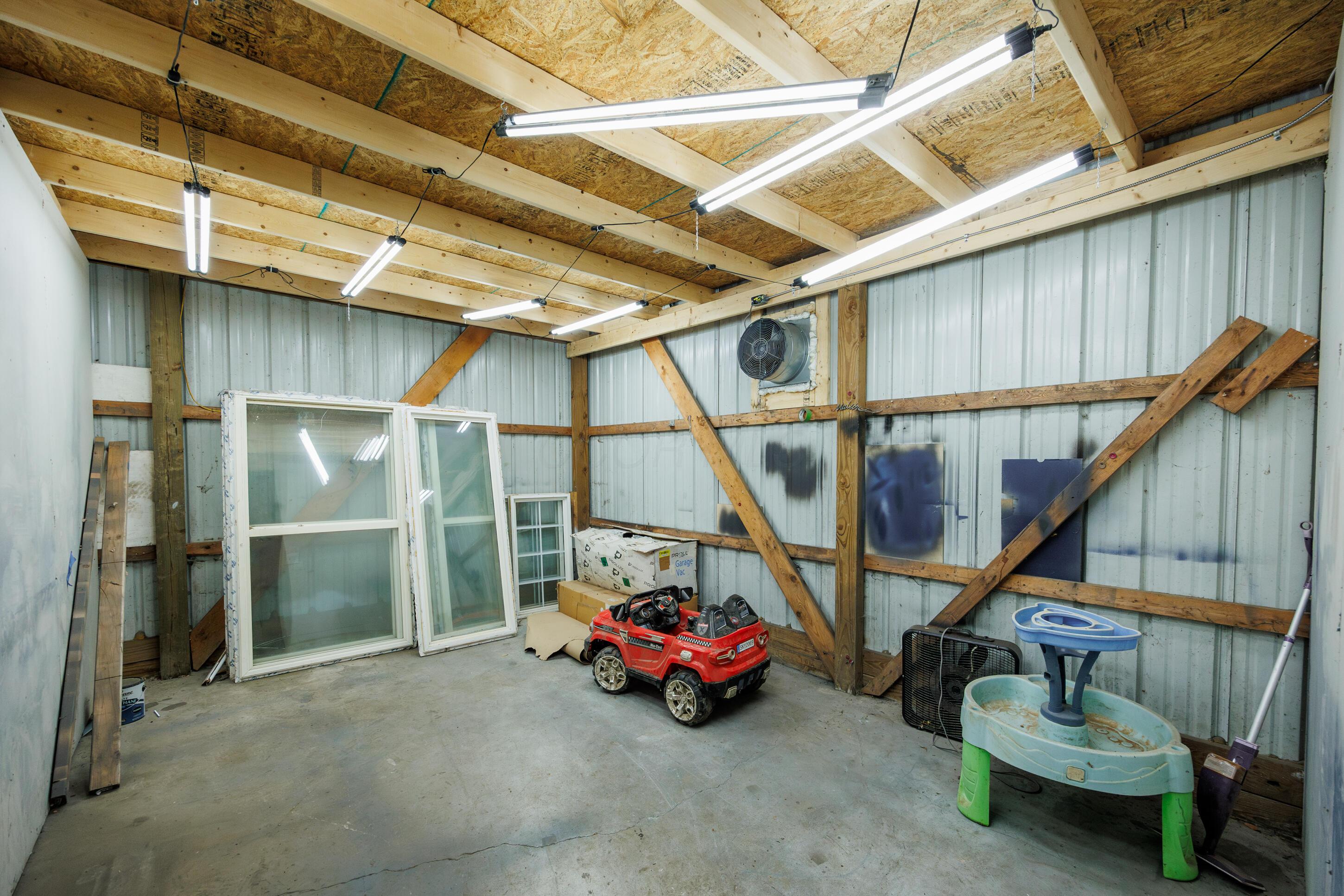 1366 Dyer Road Grove City, OH 43123 - Photo 36 of 49 Pole Barn