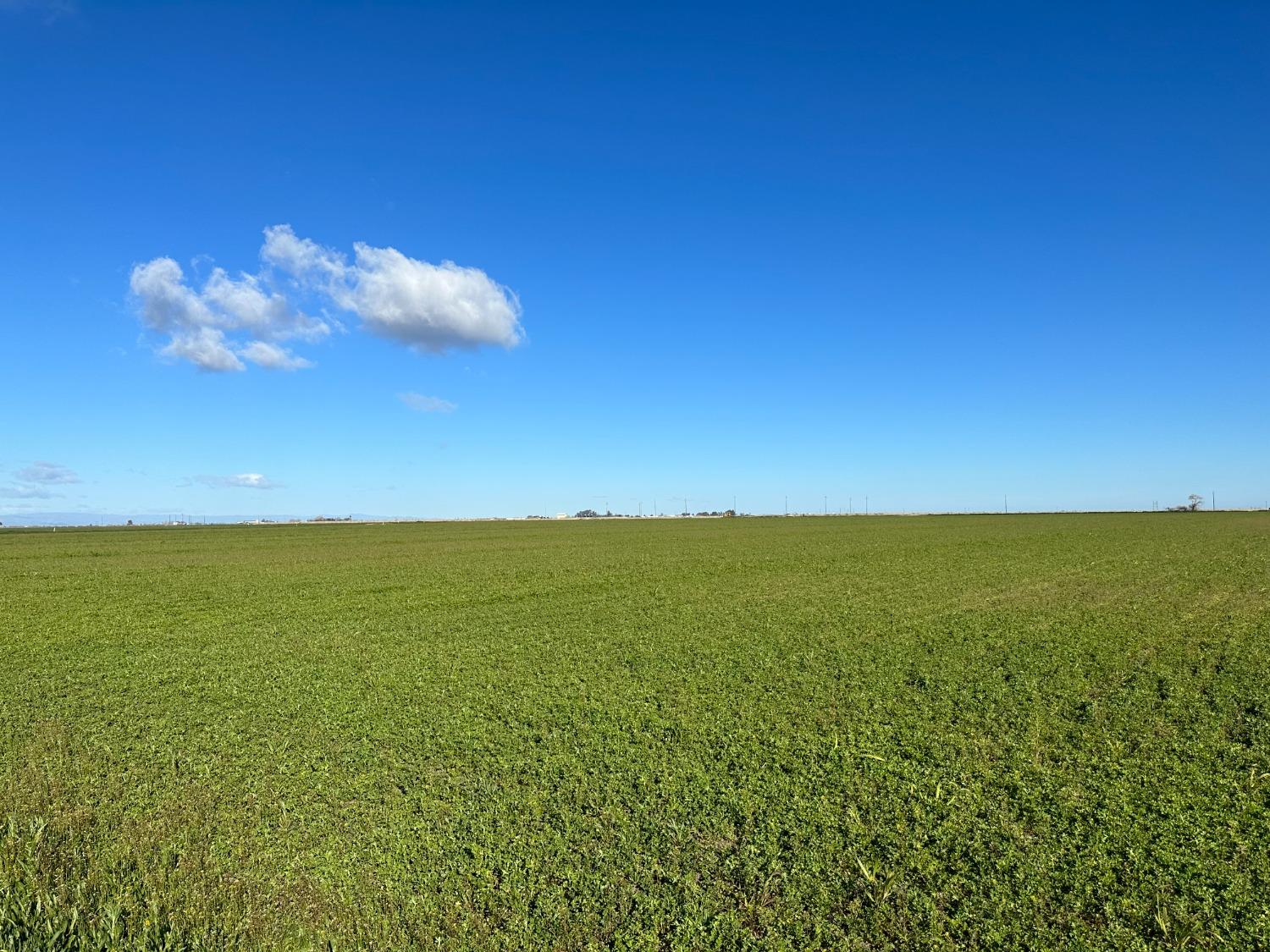 0 South Turner Island Road Los Banos, CA 93620 - Photo 7 of 12 a view of an ocean and a mountain