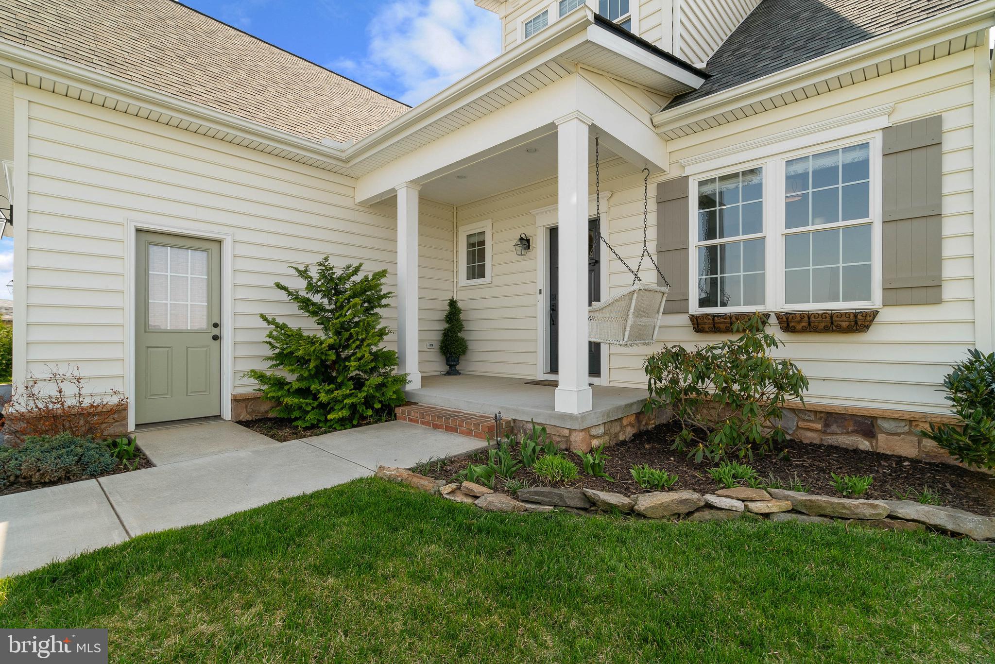 4464 Alesia Lineboro Road Manchester, MD 21102 - Photo 2 of 50 Front porch