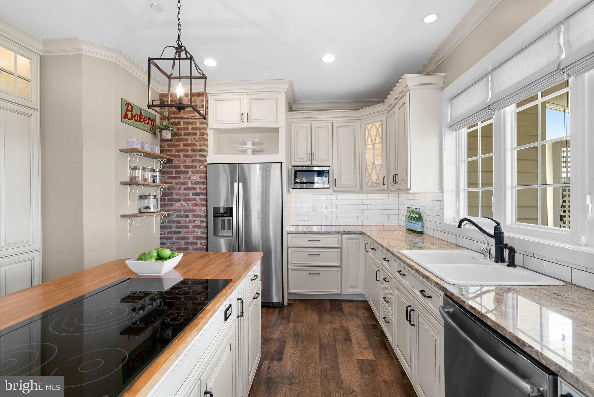 4464 Alesia Lineboro Road Manchester, MD 21102 - Photo 16 of 50 Kitchen
