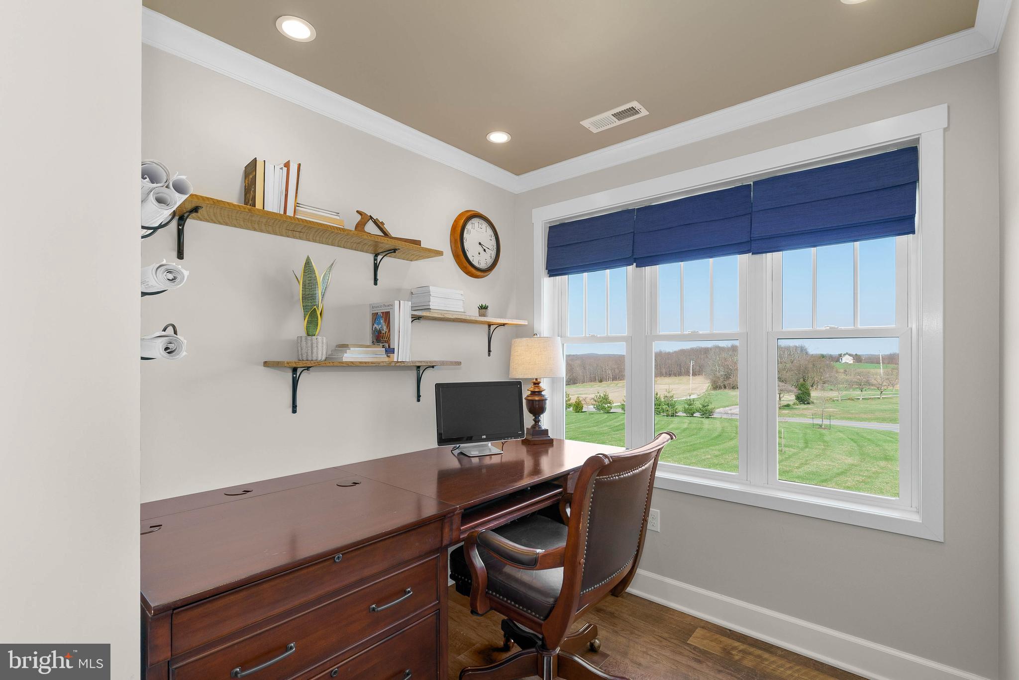 4464 Alesia Lineboro Road Manchester, MD 21102 - Photo 37 of 50 Upper level study/office
