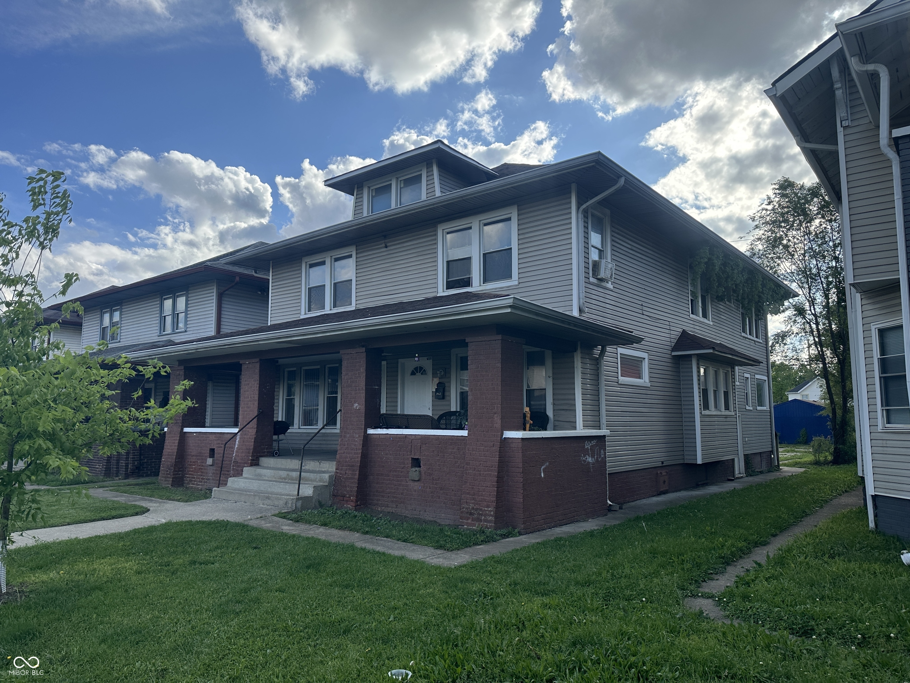 2950 Ruckle Street Indianapolis, IN 46205 - Photo 3 of 42