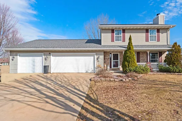 $379,900 | 2715 Altair Street, Green Bay, WI 54311