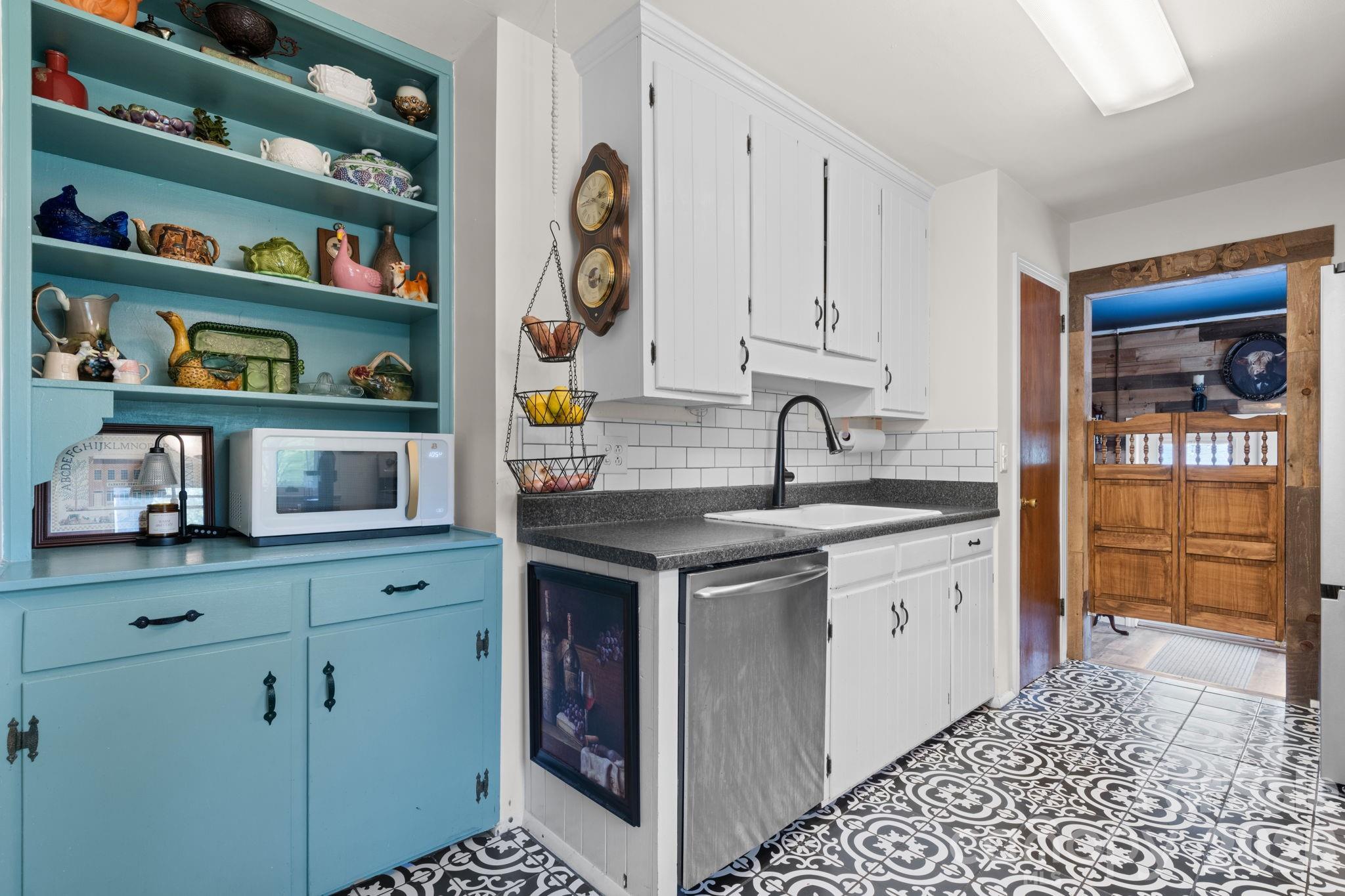 326 Tanner Street Rutherfordton, NC 28139 - Photo 9 of 37