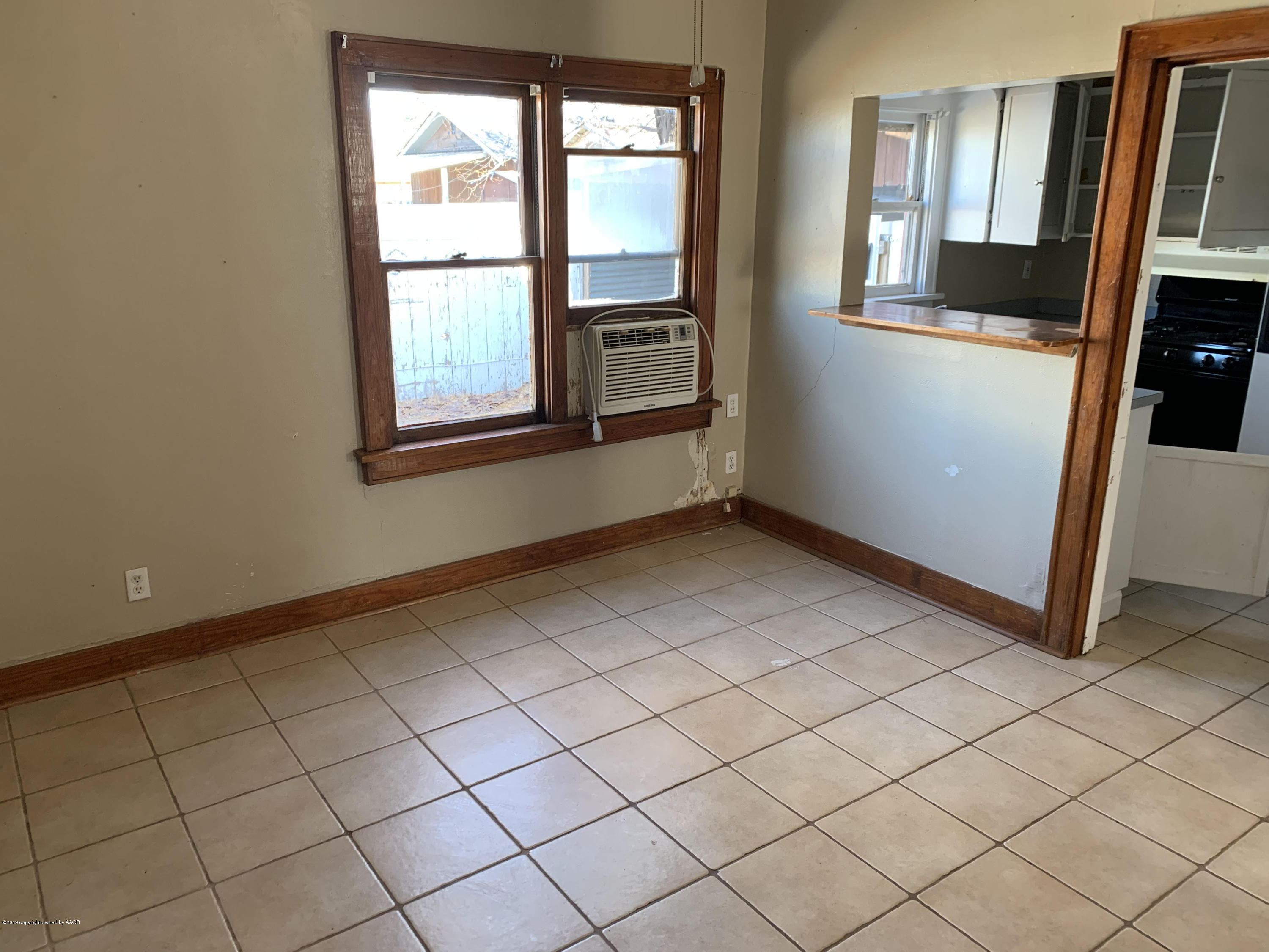 307 South Colgate Street Perryton, TX 79070 - Photo 2 of 15 309 C1