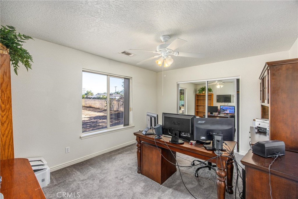 16403 El Centro Road Hesperia, CA 92345 - Photo 26 of 51