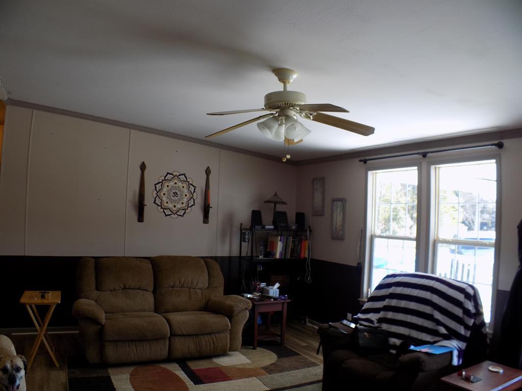 1595 Hudson Road Summerton, SC 29148 - Photo 5 of 13 Gallery Image 5