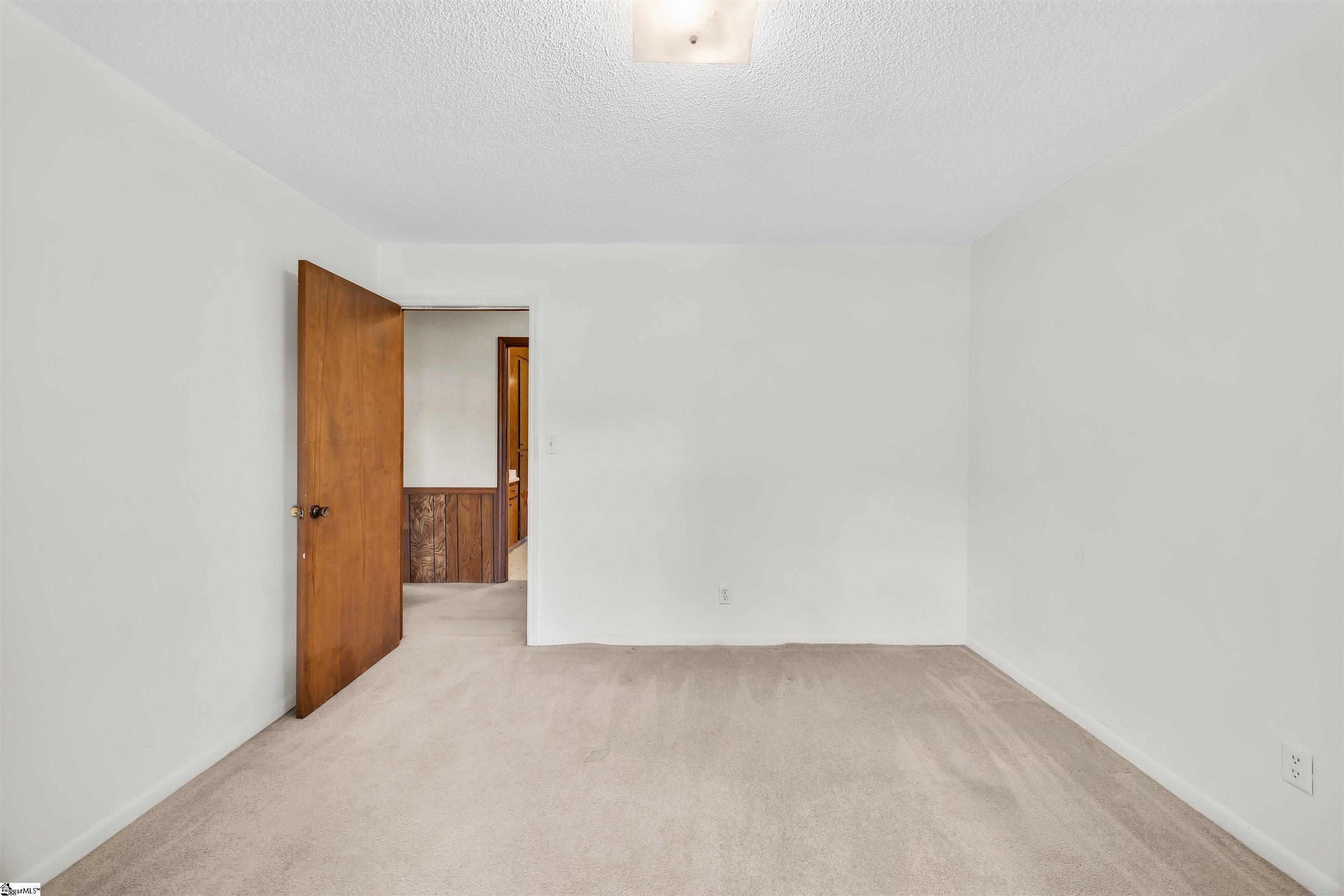 631 River Oak Circle Inman, SC 29349 - Photo 8 of 25