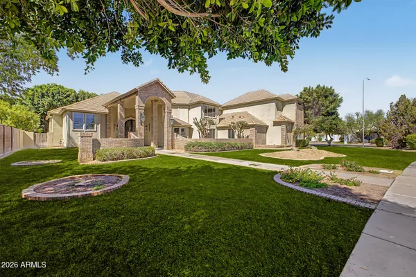 $1,350,000 | 2266 East Mallory Circle, Mesa, AZ 85213