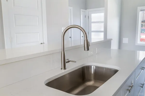 $264,000 | 33 Zentry Place, Lynchburg, VA 24502