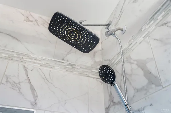 $264,000 | 33 Zentry Place, Lynchburg, VA 24502