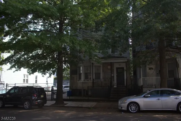 $2,400 | 69 North 13th Street, Unit 3, Newark, NJ 07107