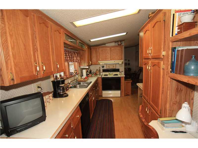 100 Reagan Road Mount Pleasant, PA 15666 - Photo 8 of 11 Kitchen.