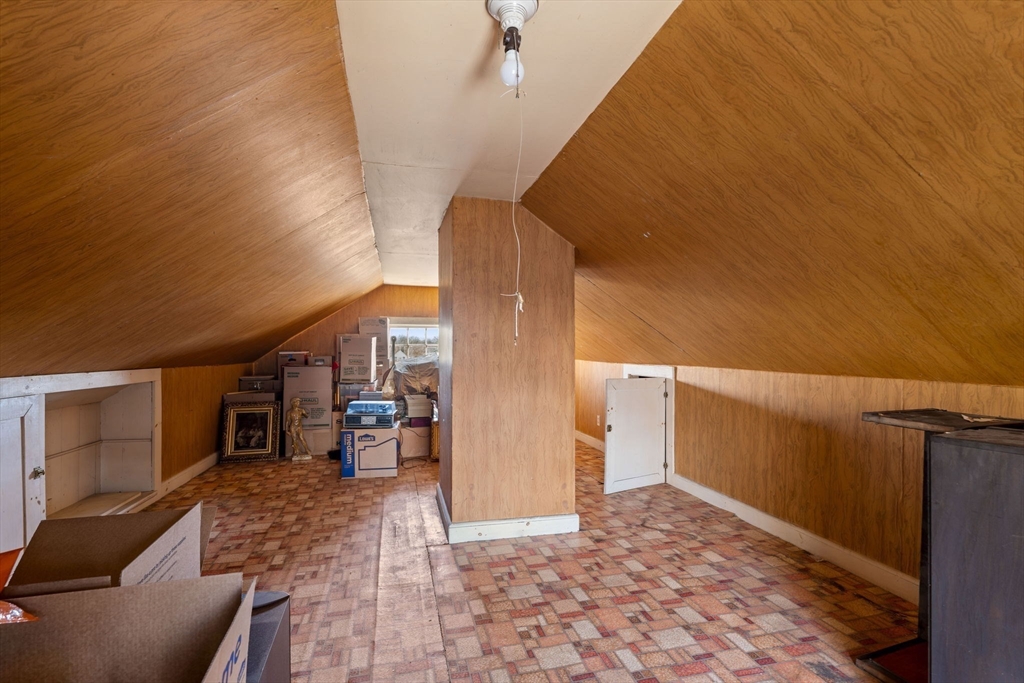 32 Grant Road Lynn, MA 01904 - Photo 21 of 31