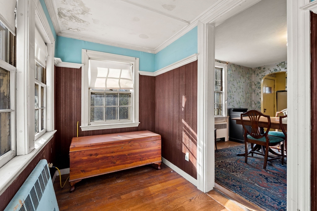 32 Grant Road Lynn, MA 01904 - Photo 5 of 31