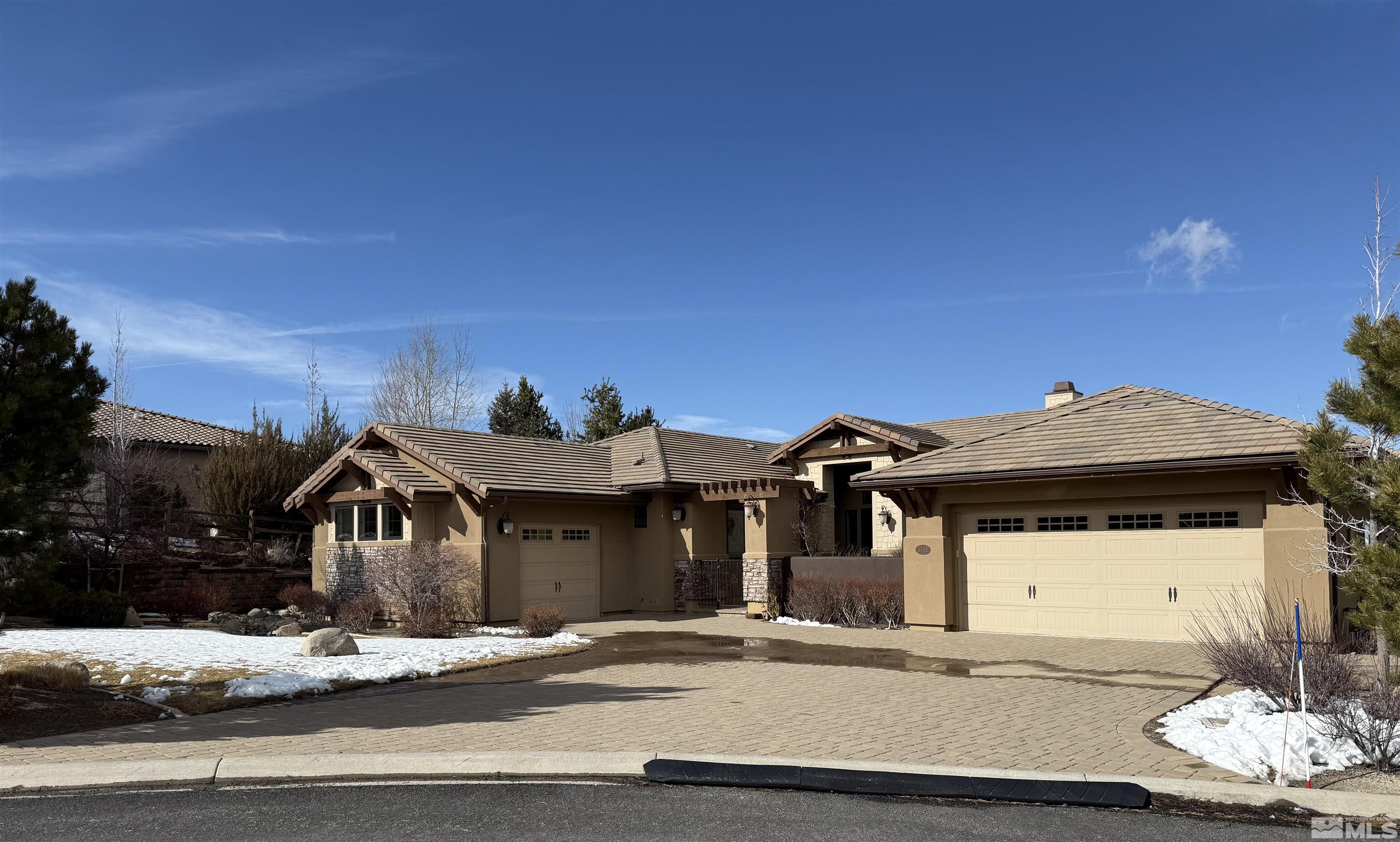 3745 Aspen Reno, NV 89511 - Photo 3 of 20 Photo 3