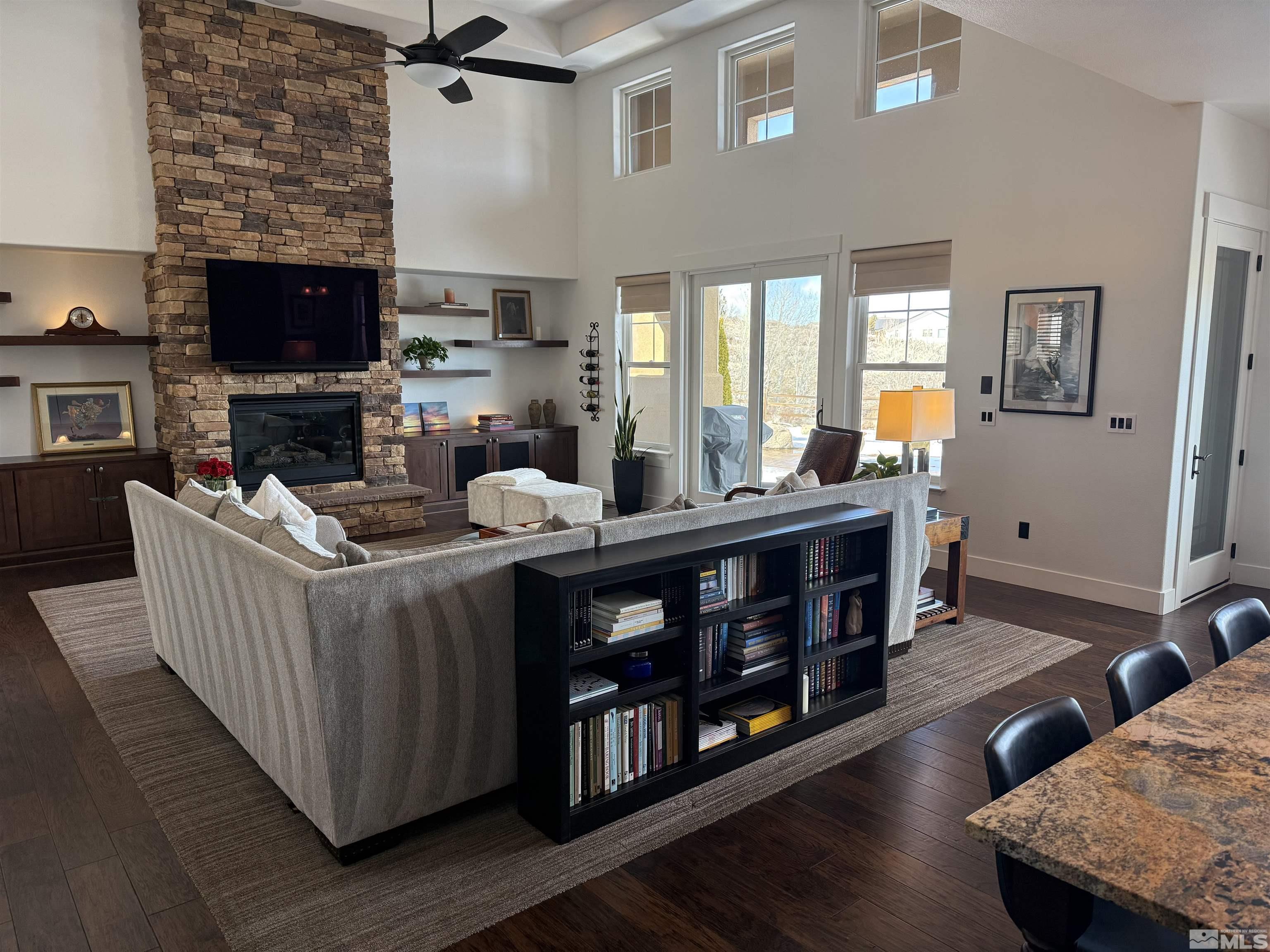 3745 Aspen Reno, NV 89511 - Photo 7 of 20 Photo 7