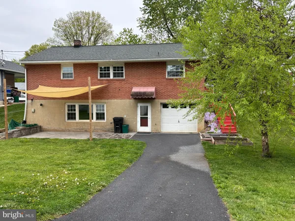 $319,000 | 214 Ziegler Street, Mount Joy, PA 17552
