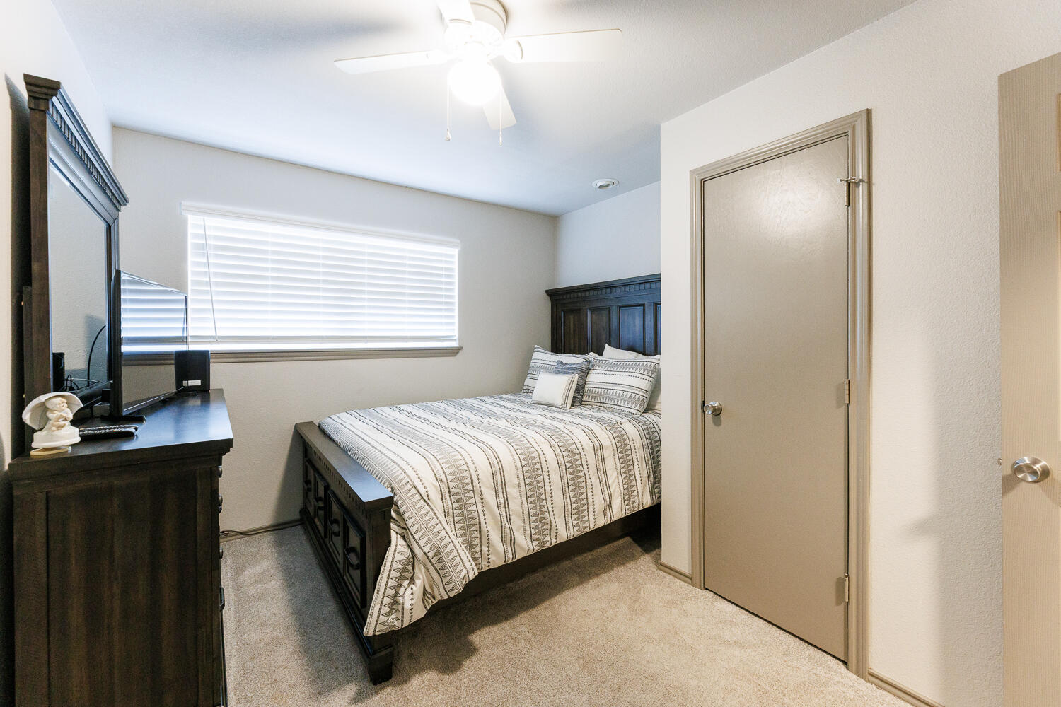 834 9th Street Wolfforth, TX 79382 - Photo 28 of 34 Third Bedroom