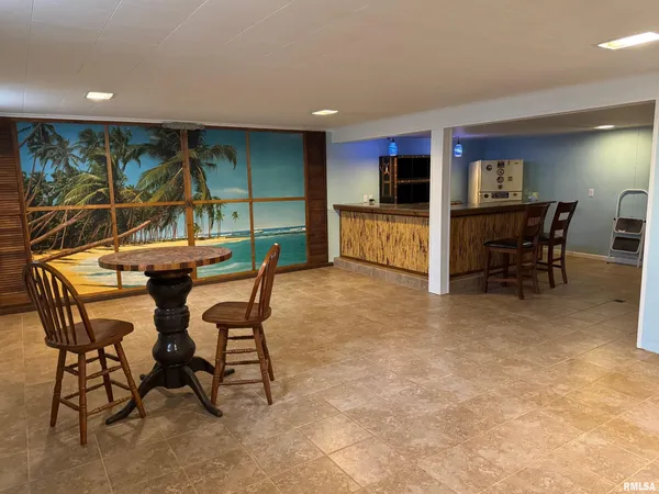 $164,900 | 213 East State Street, Washburn, IL 61570