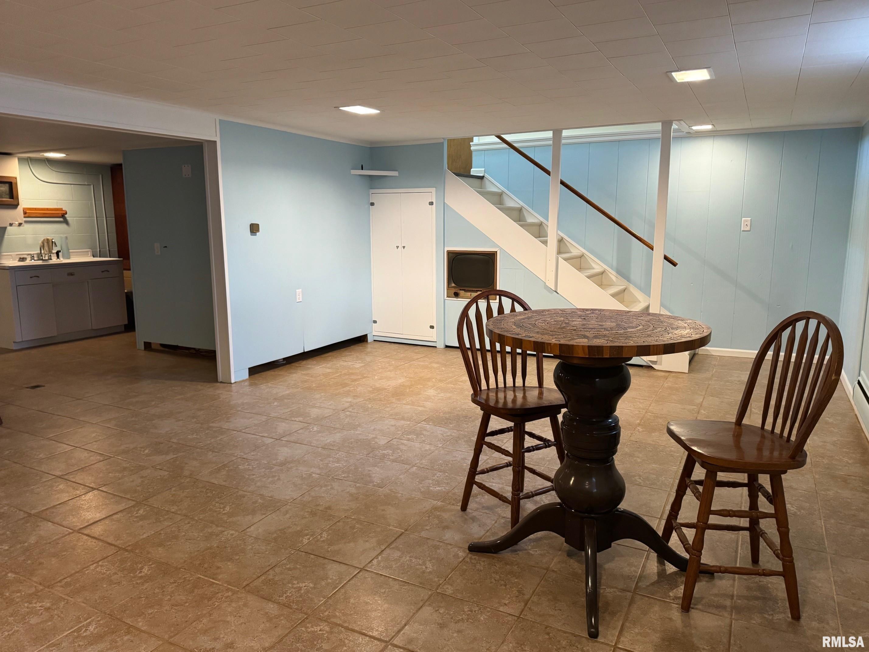 213 East State Street Washburn, IL 61570 - Photo 16 of 35