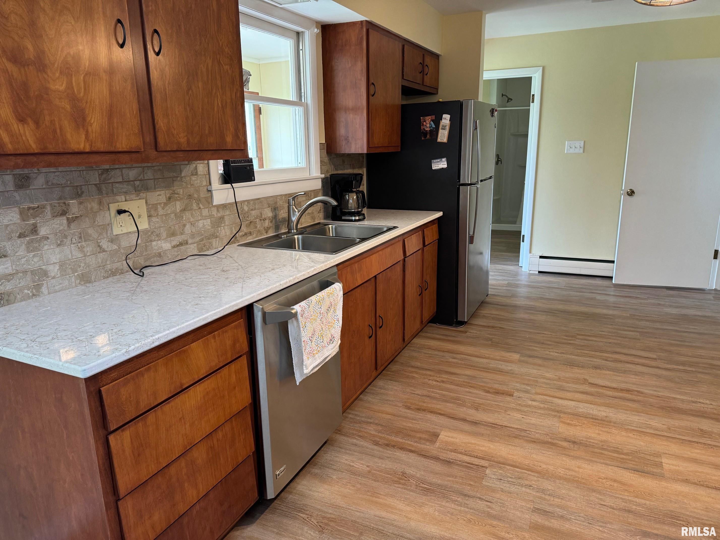 213 East State Street Washburn, IL 61570 - Photo 10 of 35