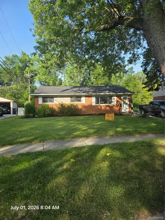 $279,950 | 10952 Lesure Drive, Sterling Heights, MI 48312