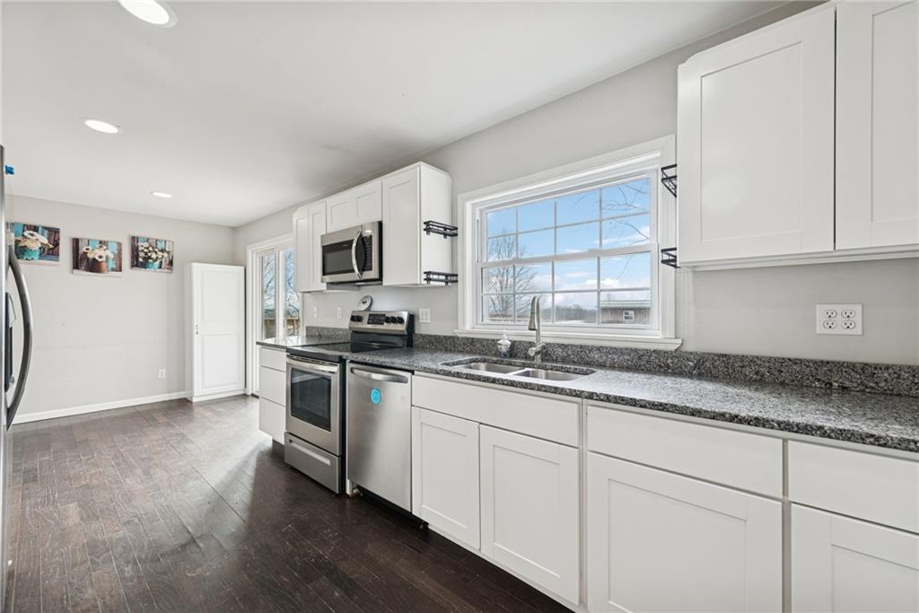 1238 School Road Avonmore, PA 15618 - Photo 11 of 38 Gallery Image 11