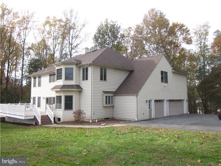 344 New Darlington Road Media, PA 19063 - Photo 3 of 25 Exterior Back