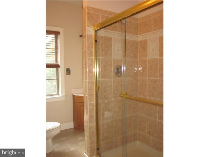 344 New Darlington Road Media, PA 19063 - Photo 22 of 25 Bathroom