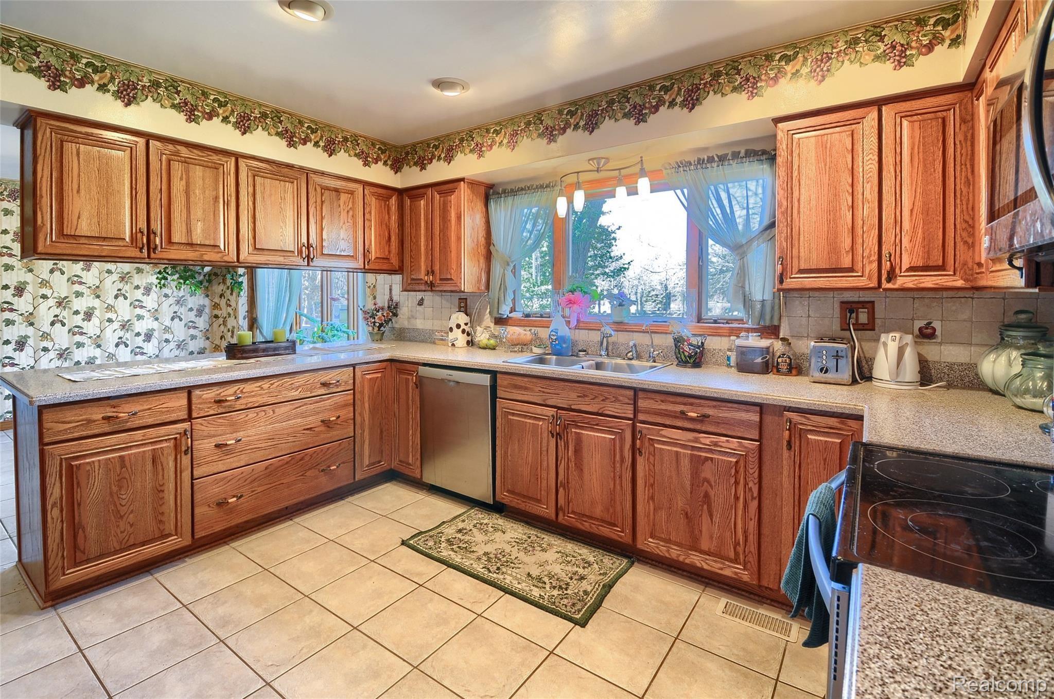 3679 Daley Road Attica, MI 48412 - Photo 4 of 74 DSC_7952-HDR(5).jpg