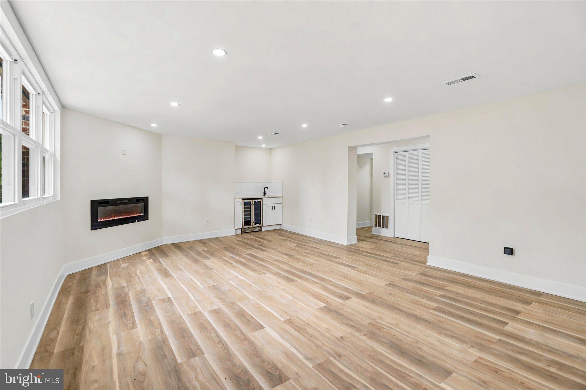 1919 Cobden Road Glenside, PA 19038 - Photo 23 of 35 Spacious, modern living area awaits you.