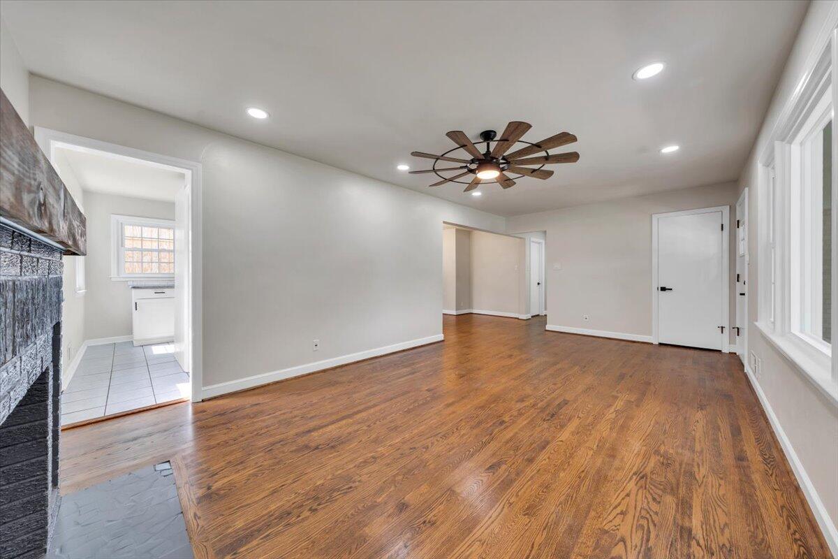 3308 Frontier Road Northwest Roanoke, VA 24012 - Photo 7 of 37 08-MIB01274