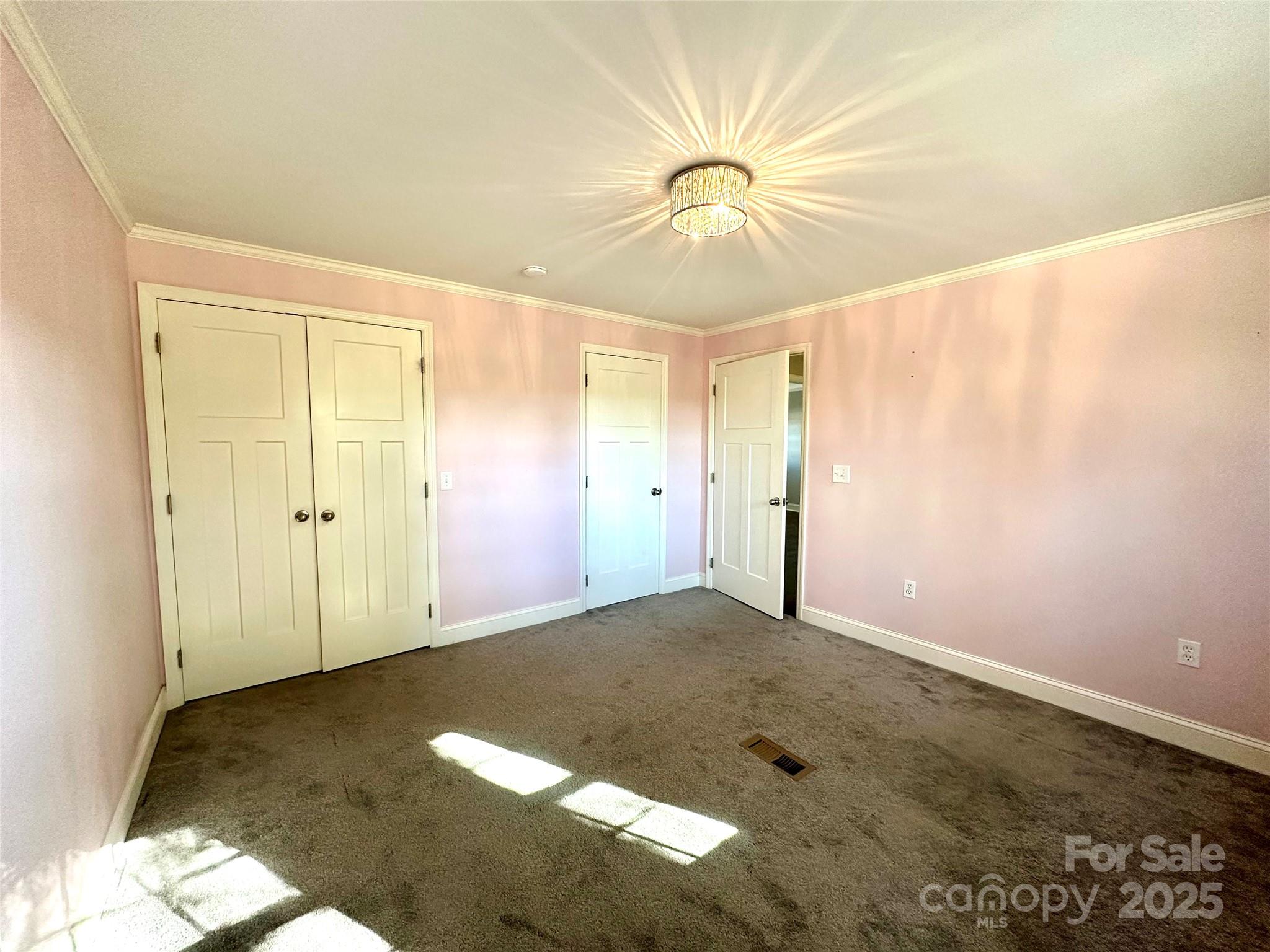 1073 Jones Road Kershaw, SC 29067 - Photo 14 of 18 an empty room with windows