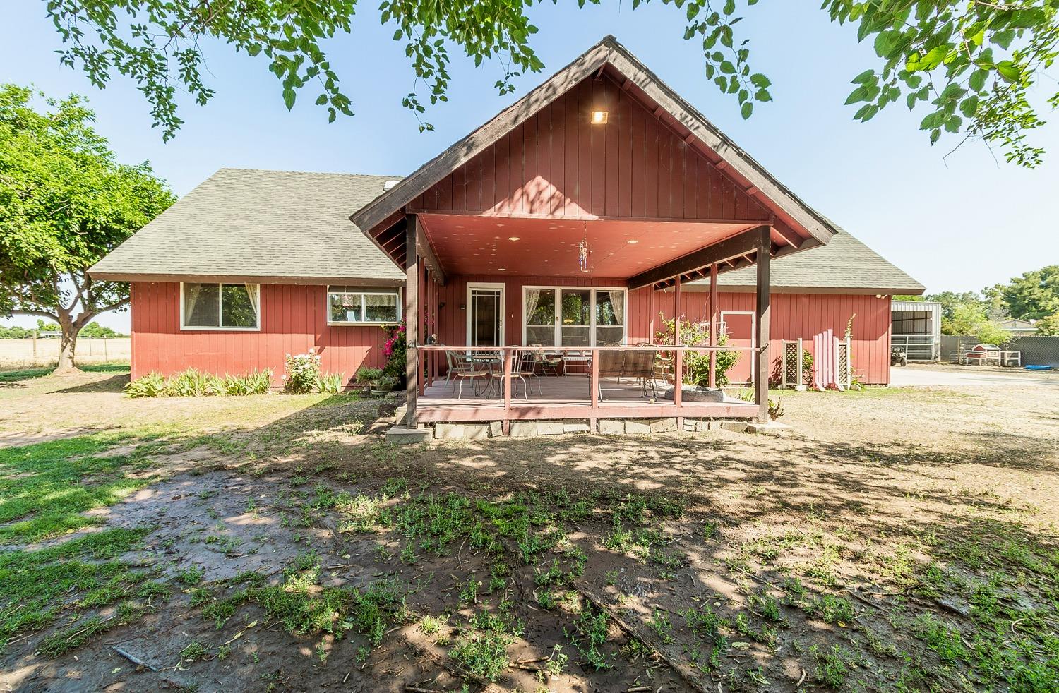 13016 Violet Lane Clovis, CA 93619 - Photo 3 of 41