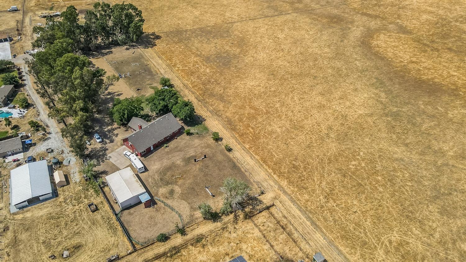 13016 Violet Lane Clovis, CA 93619 - Photo 41 of 41 view of yard