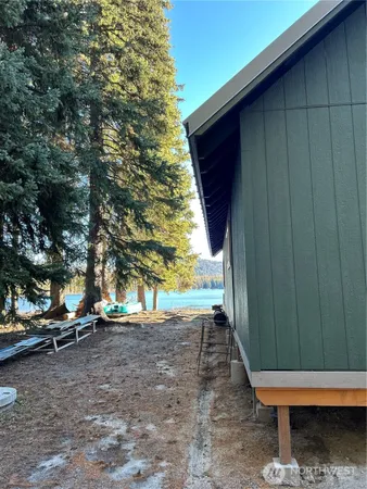 $429,999 | 5 Moore Drive, Riverside, WA 98849