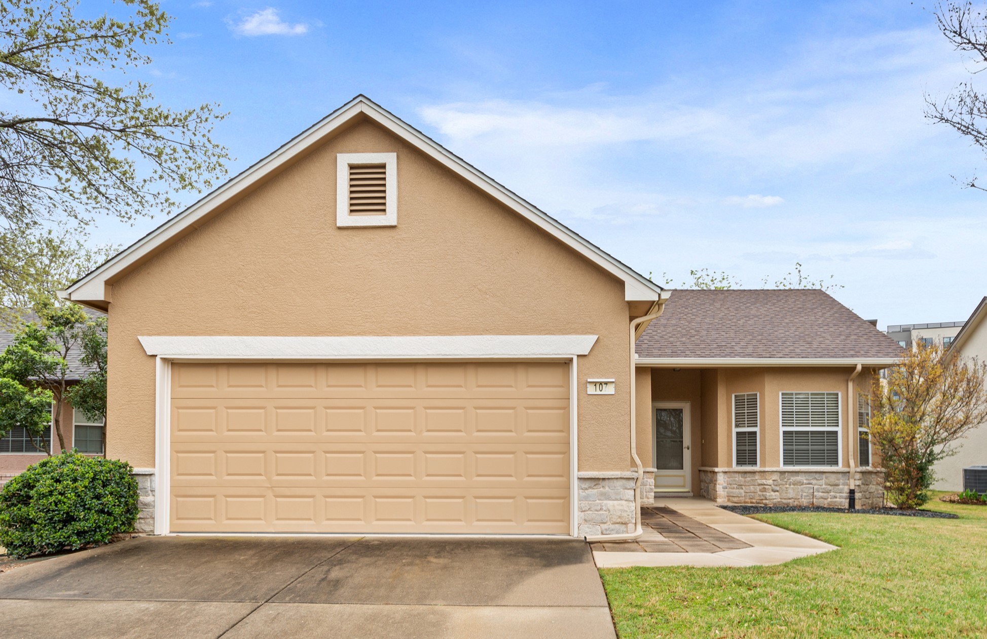 107 Plover Pass Georgetown, TX 78633 - Photo 1 of 27