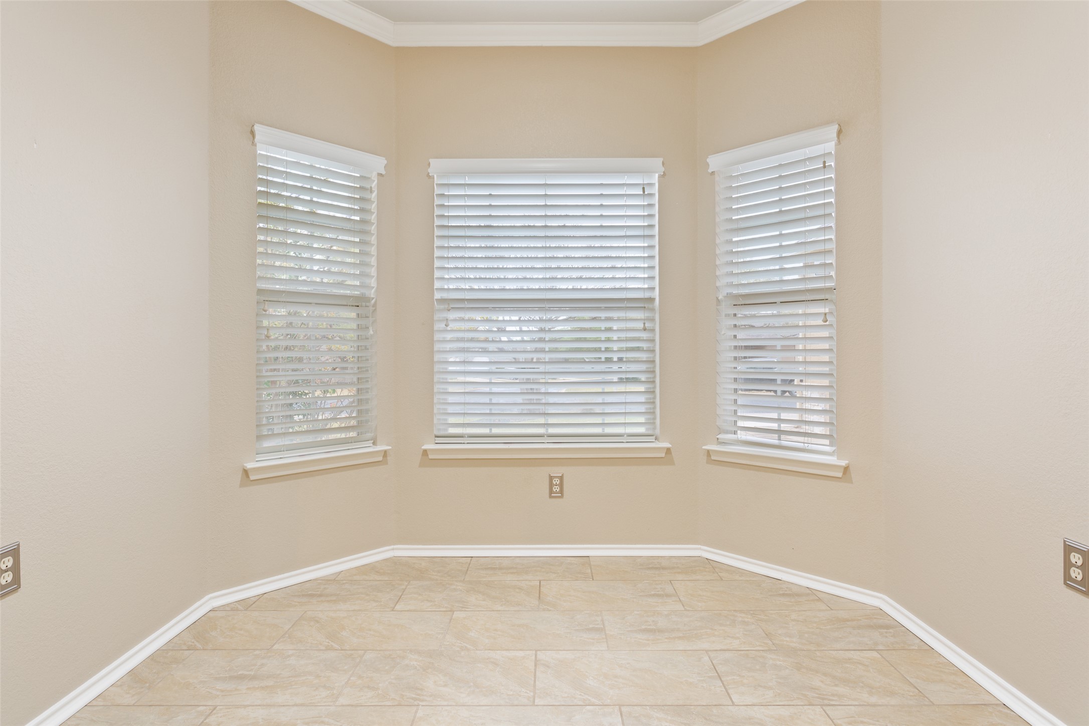 107 Plover Pass Georgetown, TX 78633 - Photo 13 of 27