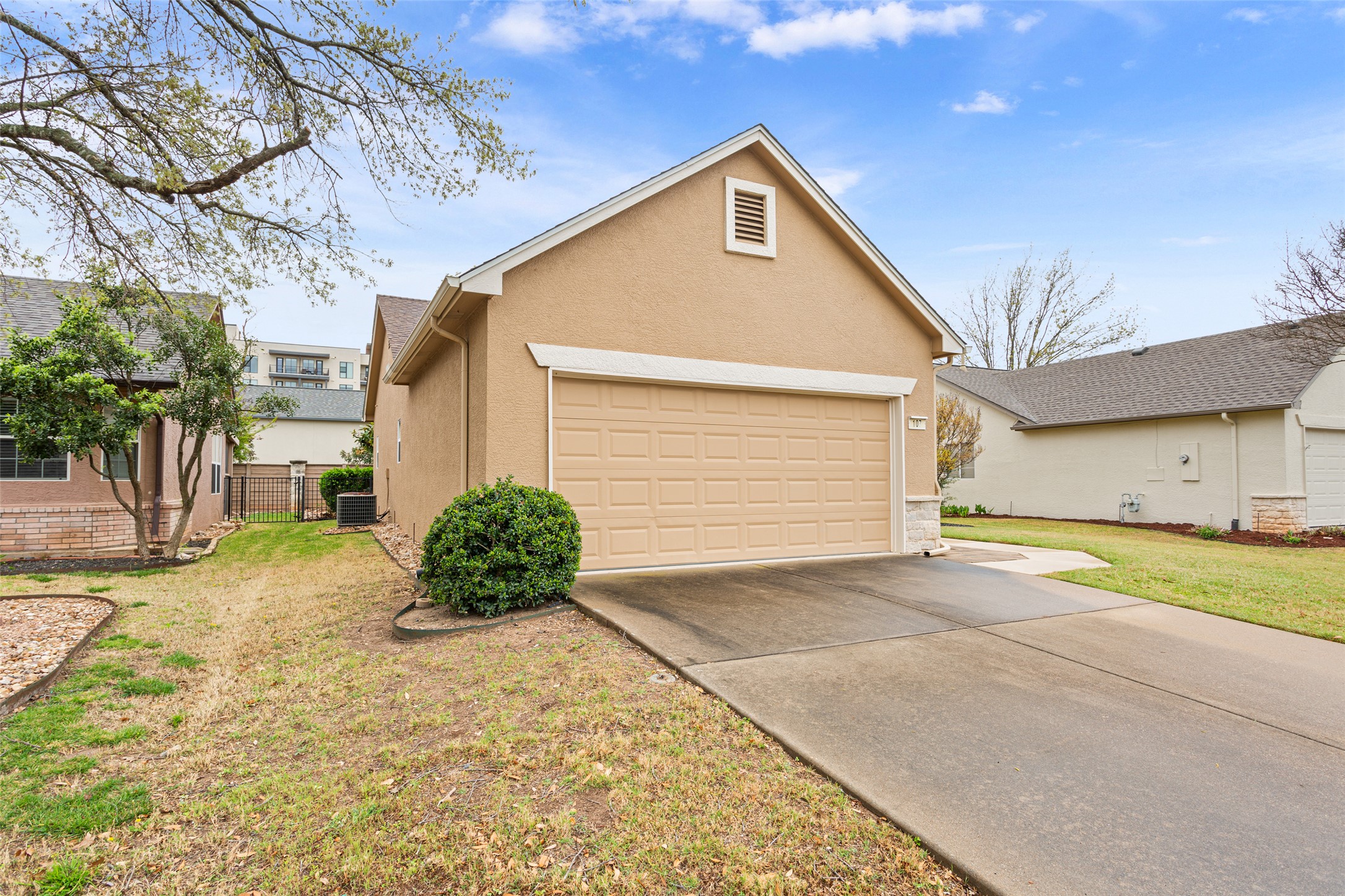 107 Plover Pass Georgetown, TX 78633 - Photo 3 of 27
